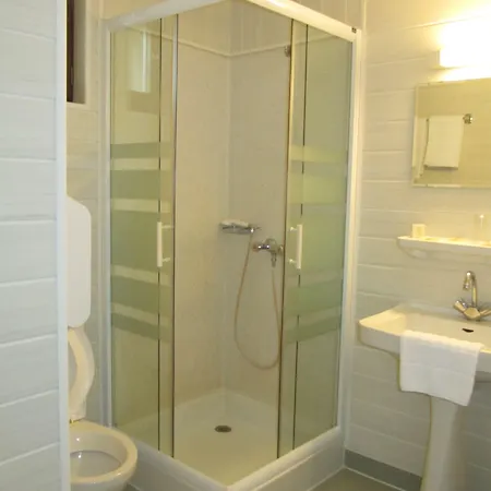Hotel Des Rochers Marvejols