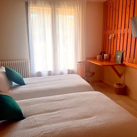 Des Rochers Hotel 2*