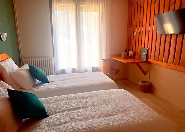 Des Rochers Hotel 2*